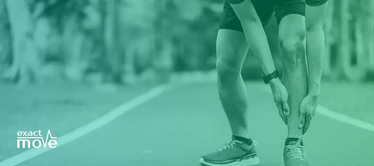 Löpare med smärta i vaden, som kan tyda på rehab benhinneinflammation.