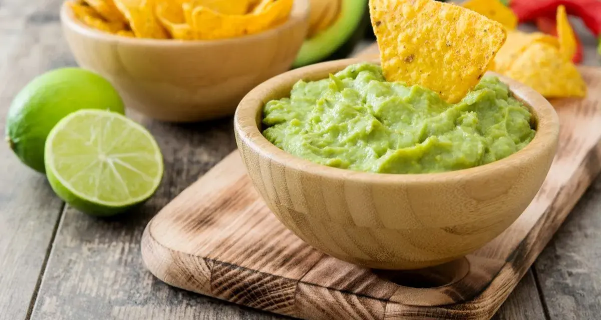Guacamole: Przepisy, pomysły i triki na świeżość! Koniec z ciemnieniem!