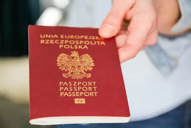 Gdzie najszybciej wyrobić paszport? Odkryj ekspresowe opcje