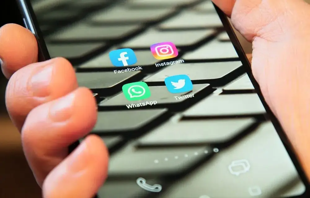Jak usunąć witrynę z przeglądarki na telefonie? Pełny poradnik