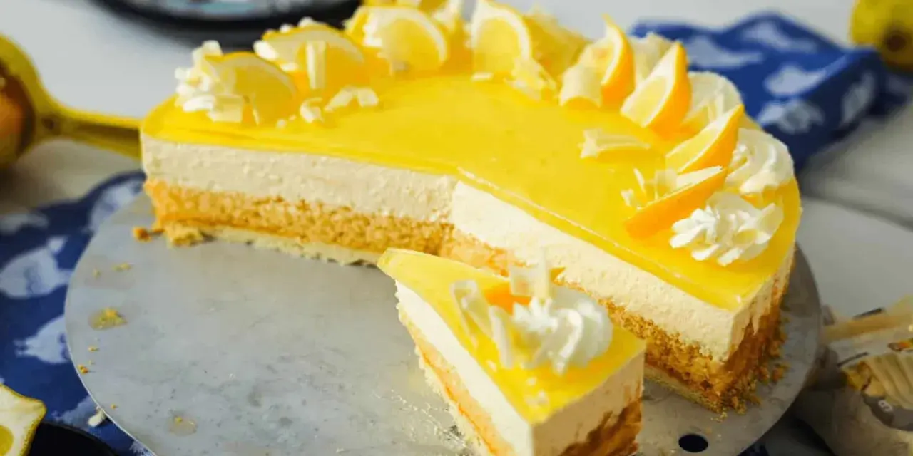 Erfrischende Zitronentorte, wie von Landfrauen gebacken. Ein köstliches Zitronentorte Rezept für den Sommer.