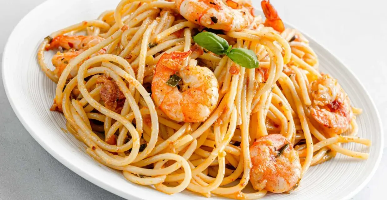 Perfekcyjne spaghetti z krewetkami i chili? Poznaj sekrety!