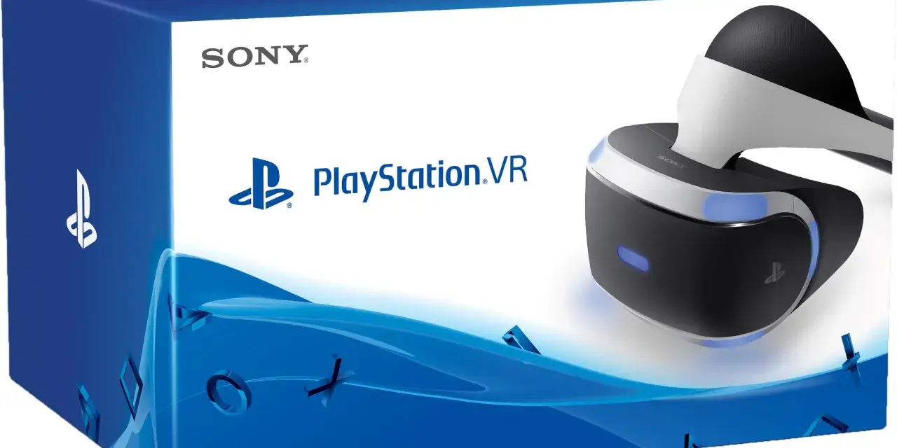Pudełko PlayStation VR z goglami VR na pierwszym planie.