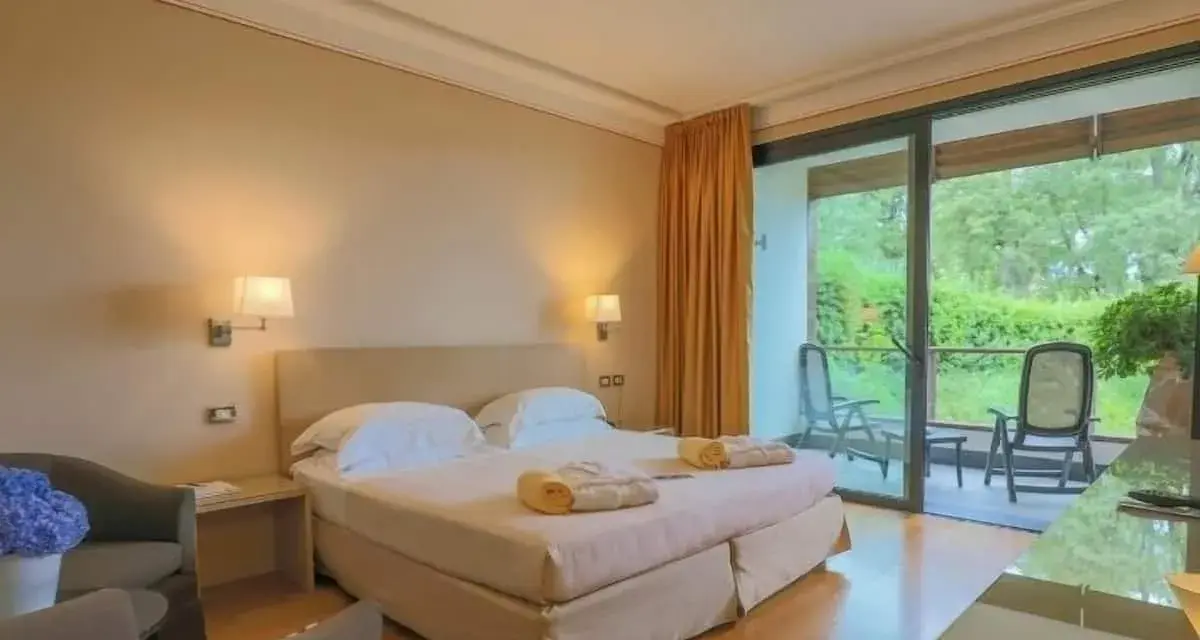Hotel Acquaviva Garda: SPA, Ristorante & Camere - Guida Completa