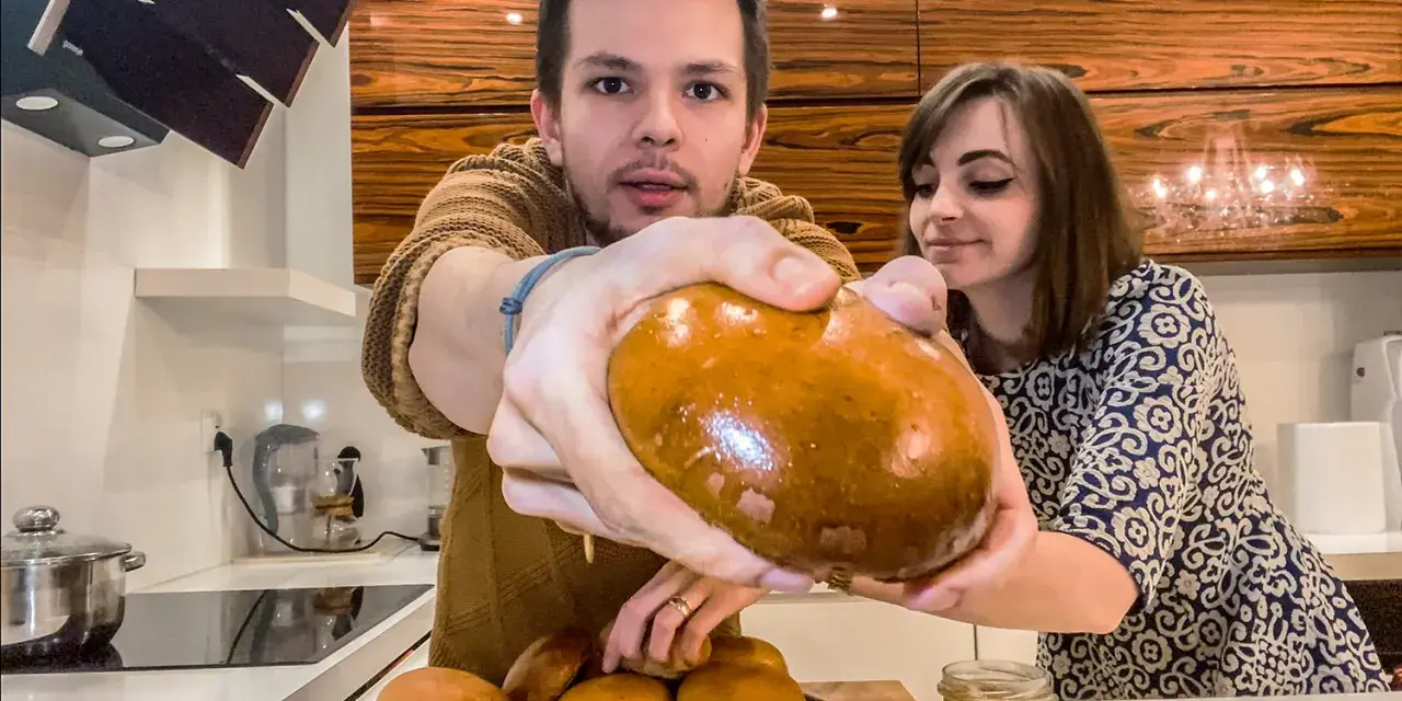 Jak idealnie podgrzać bułki do burgerów? Sekrety smaku!