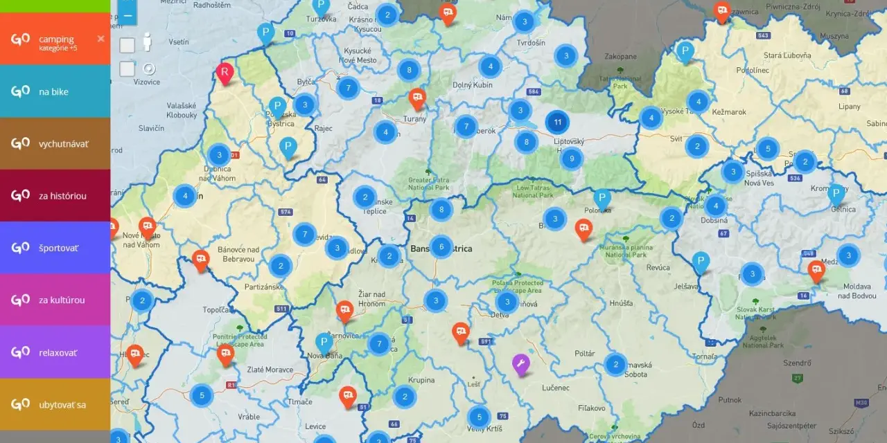 Mapa Słowacji z zaznaczonymi atrakcjami turystycznymi i kempingami.