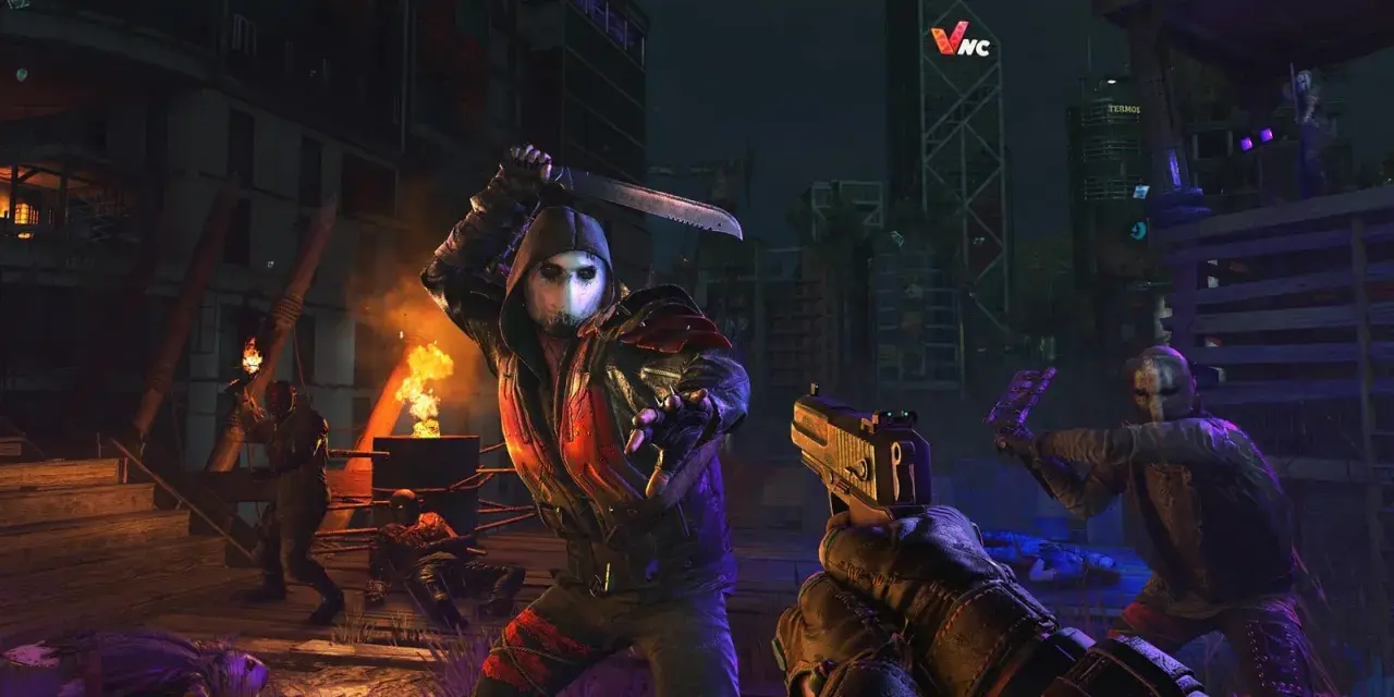 W Dying Light można grać w 4 osoby. Gracze walczą z przeciwnikami w mrocznym mieście.