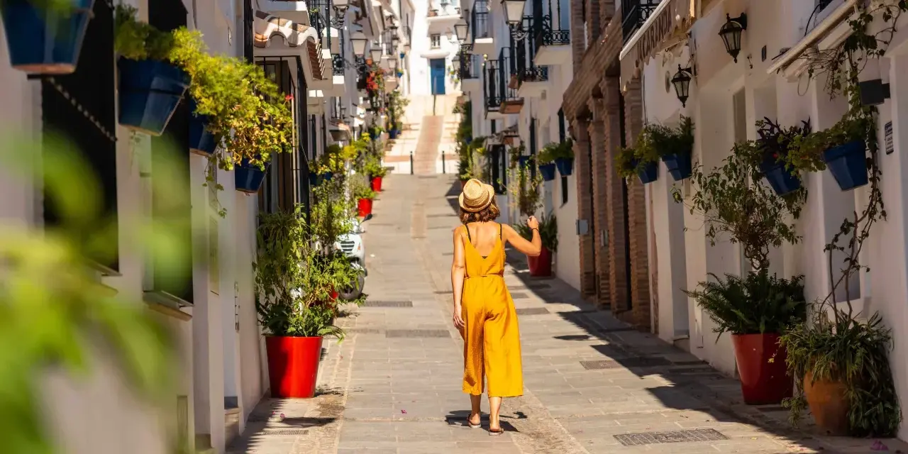 Viajar solo por España: Descubre tu aventura, seguro y libre