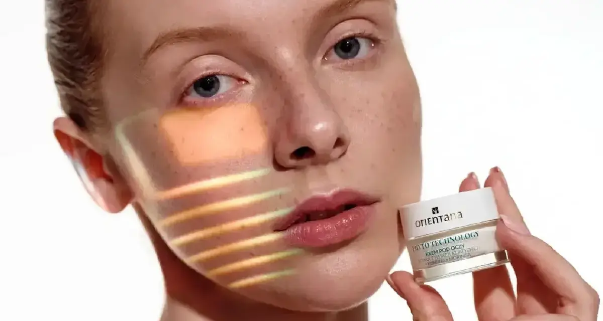 Krem pod oczy z retinolem i moringą. Dowiedz się, z czym łączyć retinol, by uzyskać najlepsze efekty.