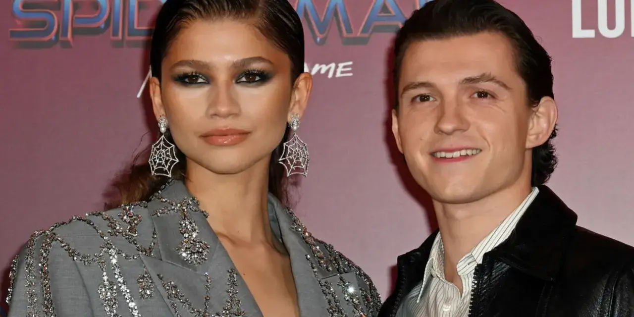 Zendaya i Tom Holland na premierze Spider-Mana. Zendaya wzrost jest imponujący, a jej stylizacja z pajęczymi kolczykami zachwyca.