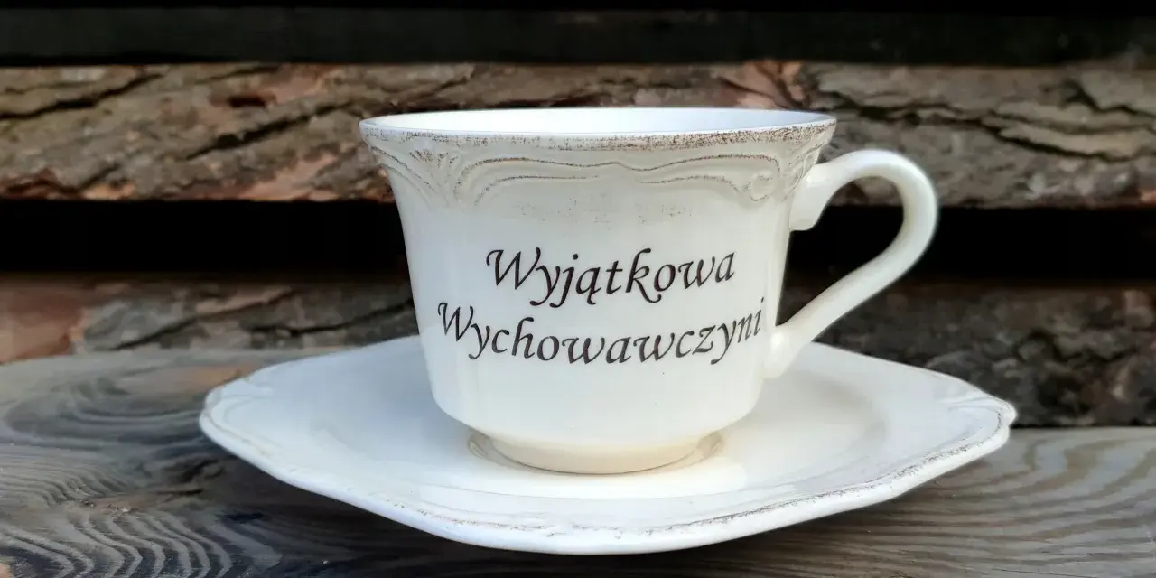 Pomysły na prezenty dla wychowawczyni na Mikołaja, które zachwycą