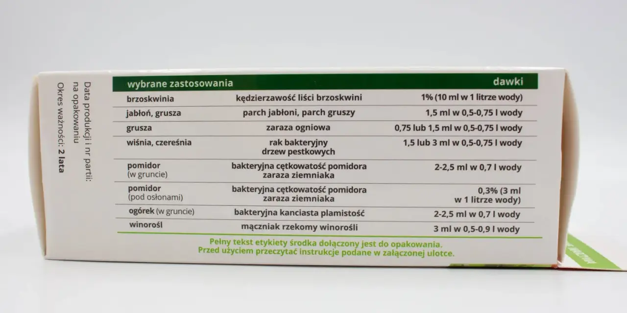 Tabela z zastosowaniami i dawkami Miedzian Extra 350 SC: brzoskwinia, jabłoń, grusza, pomidor, ogórek, winorośl.