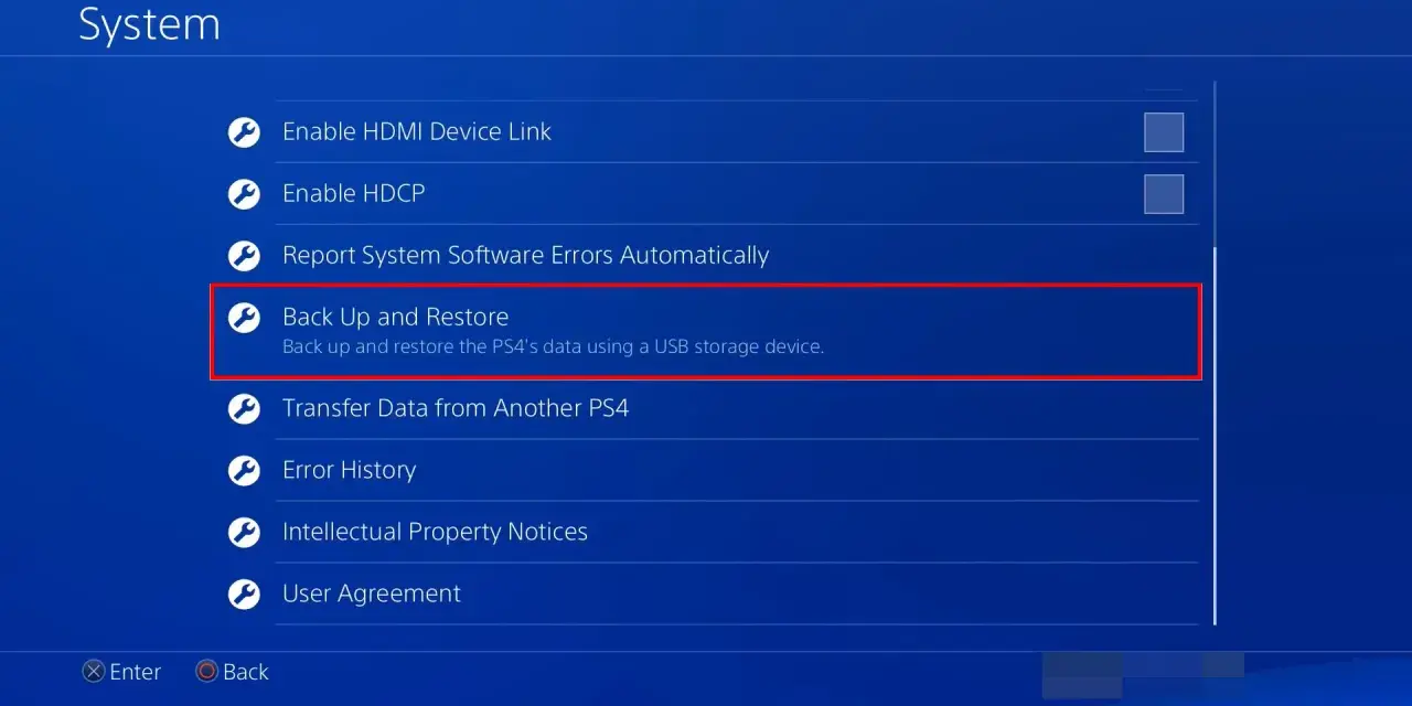 Menu System na PS4. Opcja "Kopia zapasowa i przywracanie" jest podświetlona, co może pomóc w rozwiązaniu problemu, jak zwolnić miejsce na PS4.