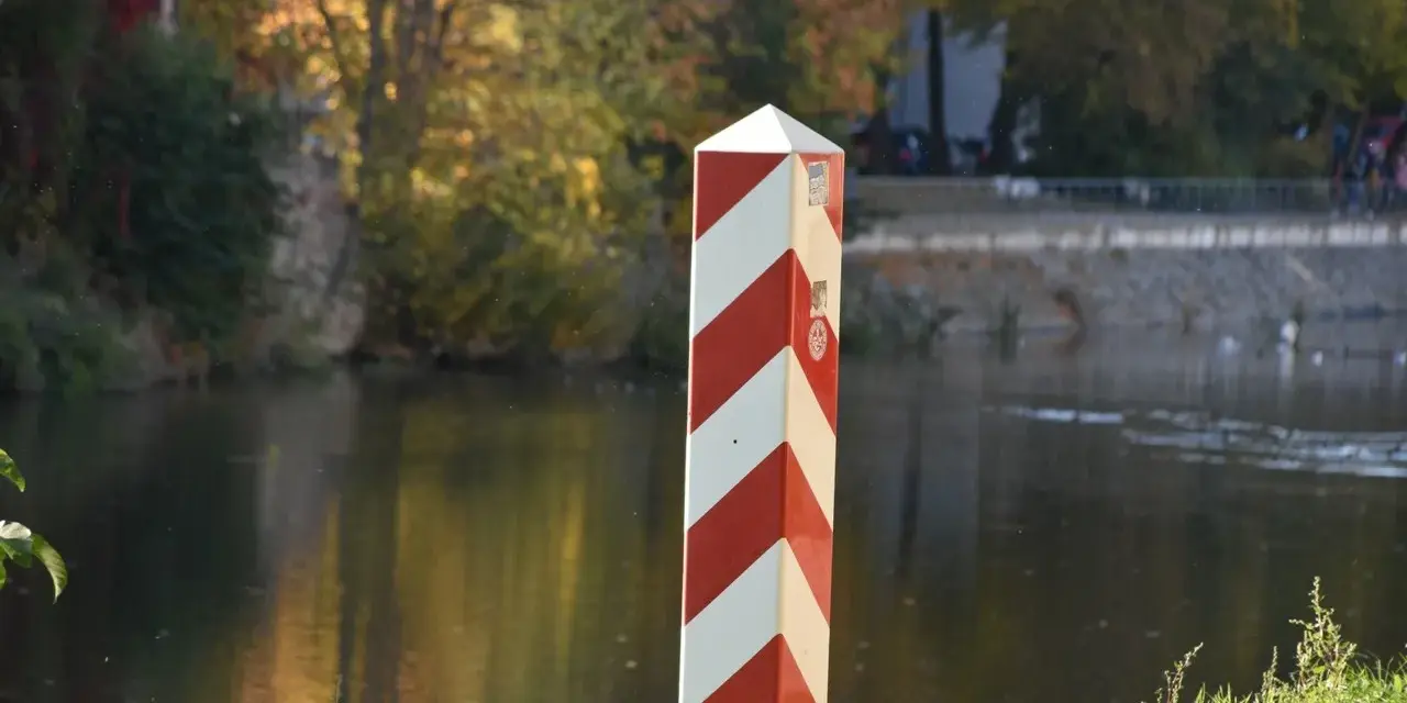 Praca za granicą ile można zarobić? Zaskakujące stawki w 2023