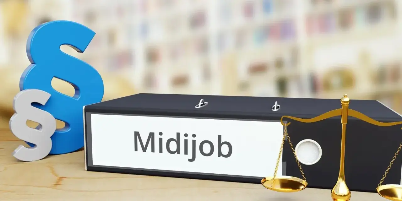 Ein Ordner mit der Aufschrift "Midijob", daneben ein Paragrafenzeichen und eine Waage. Das Symbol für Recht und Ordnung, das die Regeln für einen Midijob verdeutlicht.