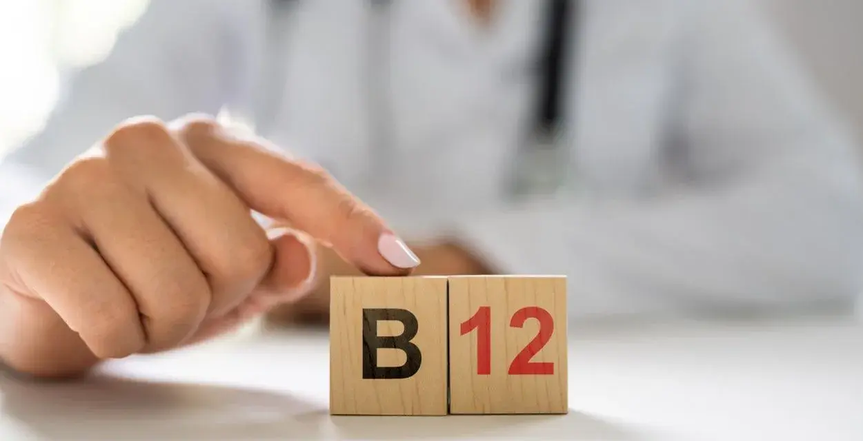 Wysoki poziom B12: Suplementacja czy poważna choroba?