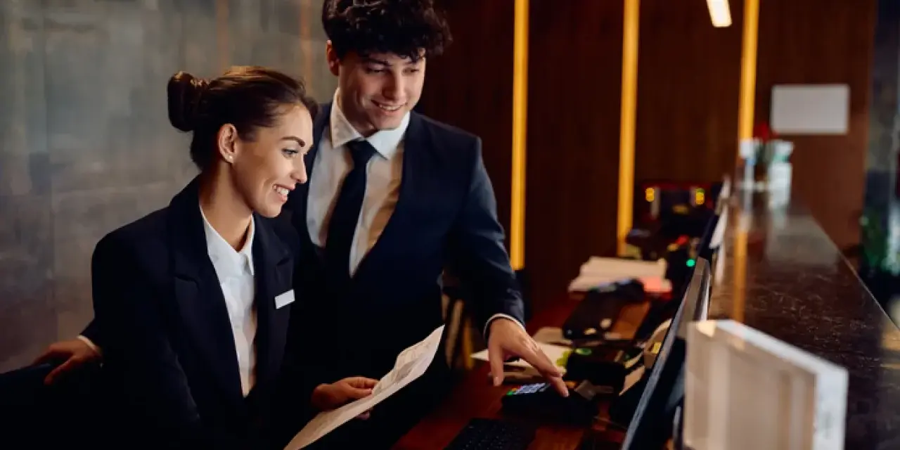 Czym się różni hotel 4-gwiazdkowy od 5-gwiazdkowego? Odkryj kluczowe różnice