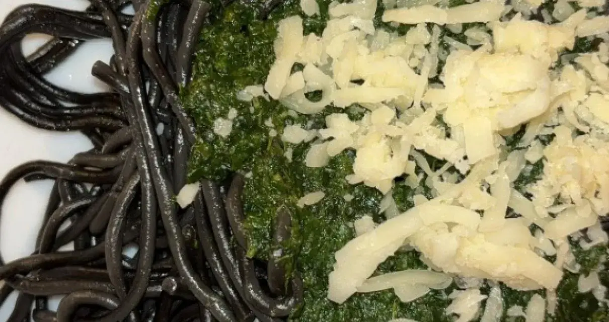 Czarne spaghetti przepisy: 10 wyjątkowych pomysłów na dania