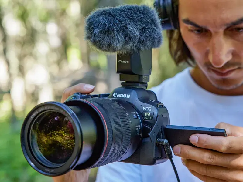 Lustrzanka filmy 4K: Jak wybrać idealny aparat do nagrywania?