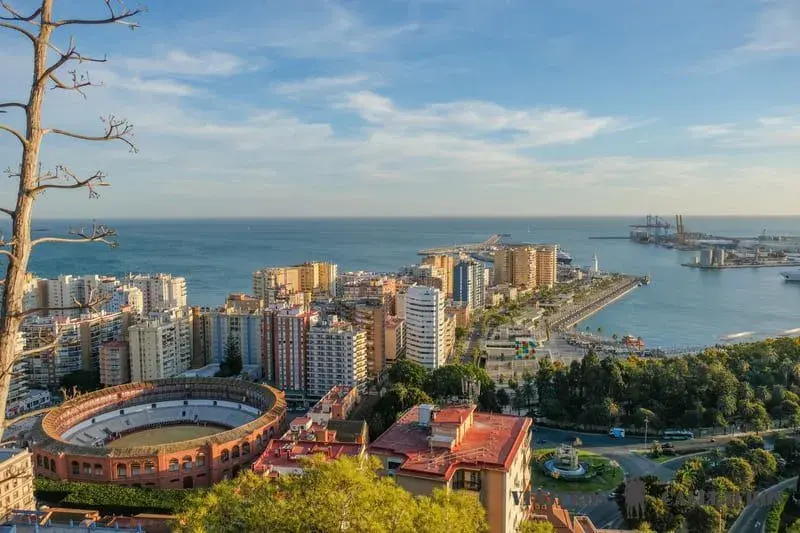 Los mejores sitios que visitar en Málaga: historia, cultura y naturaleza
