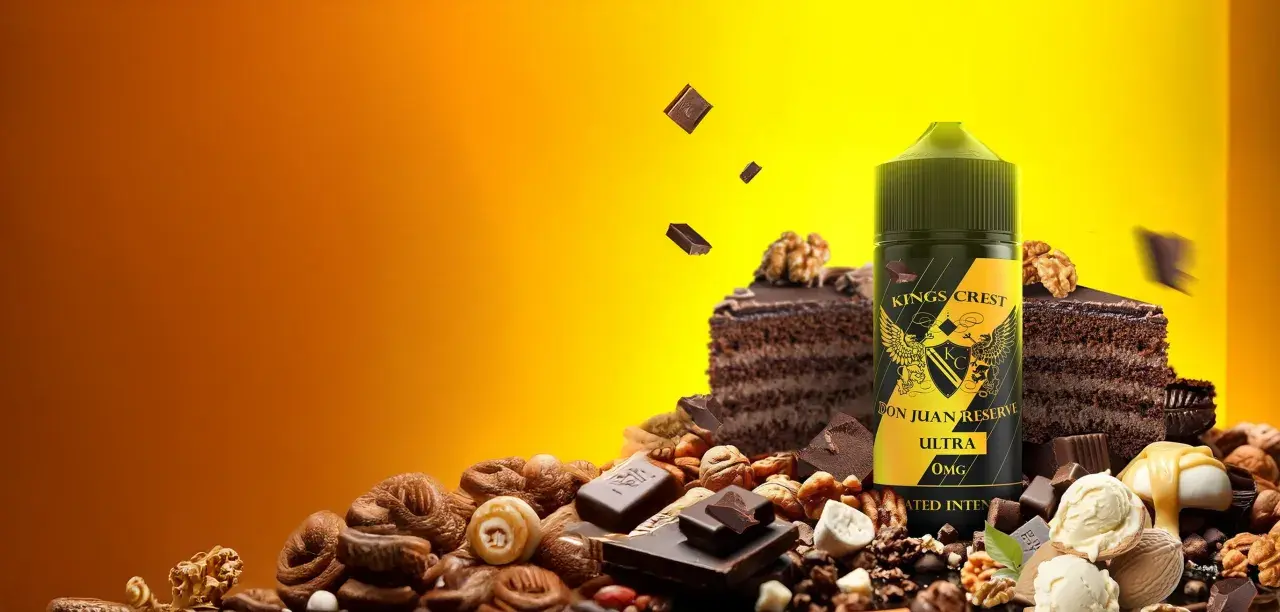 Bote de Kings Crest Don Juan Reserve rodeado de pastel de chocolate, nueces y helado.