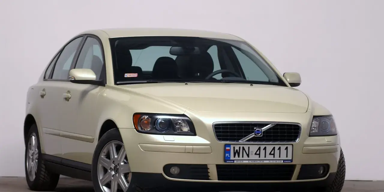 Pojemność baku paliwa w Volvo S40 - co musisz wiedzieć, aby nie przepłacać