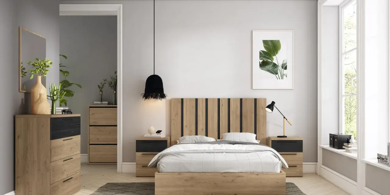 Habitación moderna con cama de madera, mesitas de noche, cómoda y alfombra de diseño. Varios tipos de alfombras se ven en la imagen, aportando calidez.