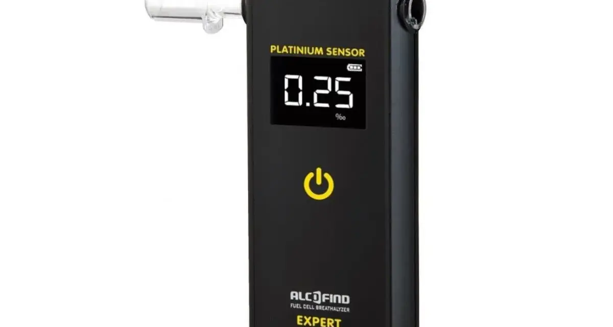 Alkomat do 300 zł: Ranking i porady. Sensor elektrochemiczny to klucz!