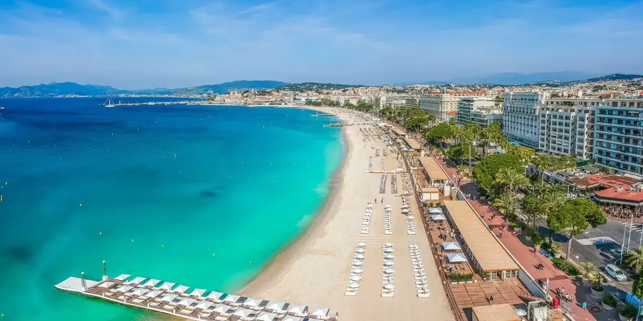 Località Balneari Francia: Guida alle Spiagge Iconiche