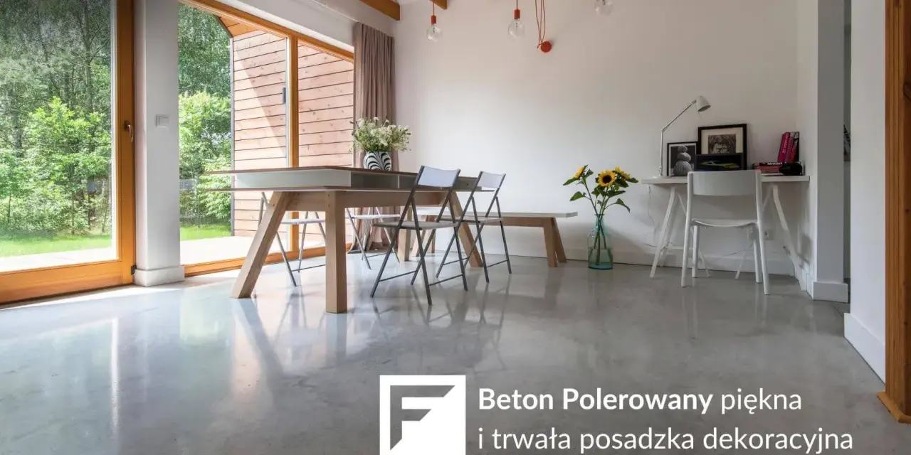 Nowoczesne wnętrze z jadalnią i biurkiem, gdzie króluje beton polerowany w domu, tworząc elegancką i trwałą posadzkę.