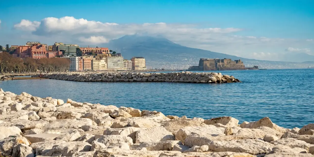 Napoli: le attrazioni imperdibili e i segreti per il tuo viaggio