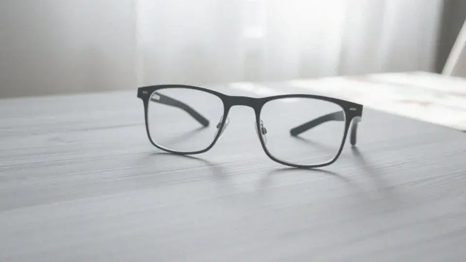 Ile kosztują okulary progresywne w Vision Express? Pełny cennik!