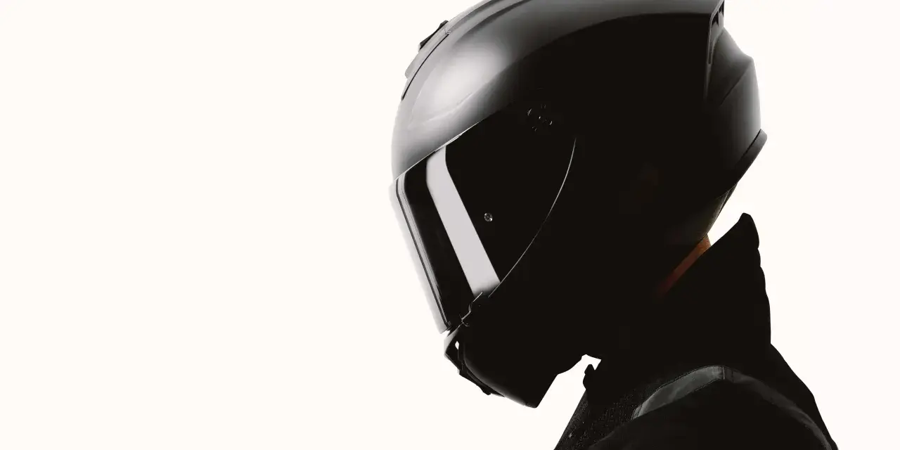 Kask motocyklowy: Co musisz wiedzieć przed zakupem?