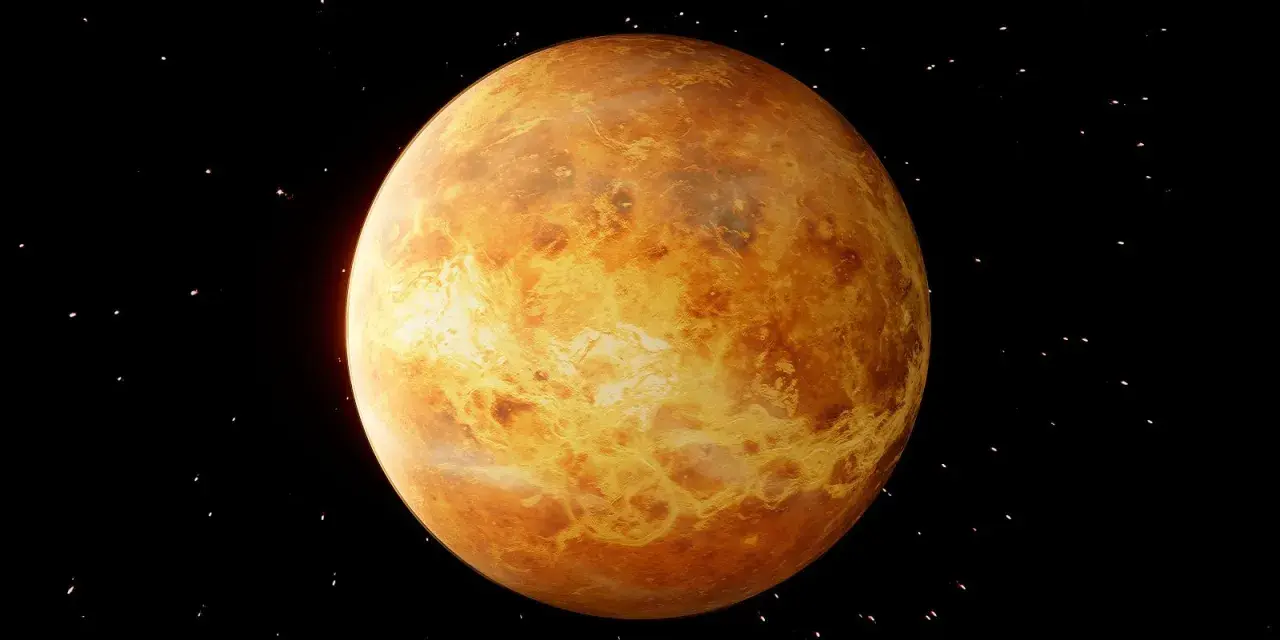 El planeta Venus, con su superficie anaranjada y texturizada, flota en la oscuridad del espacio. Su significado espiritual evoca amor y belleza.