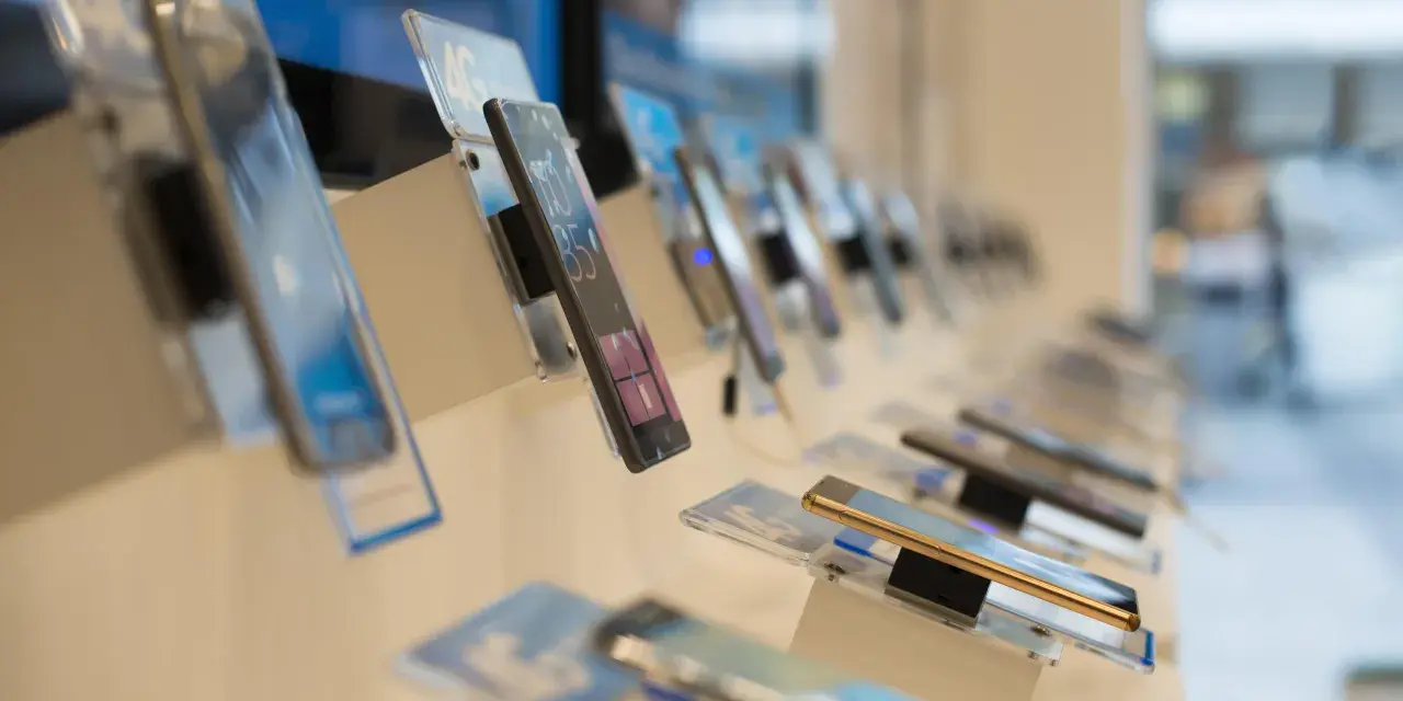 Smartphone ohne Vertrag kaufen: Volle Kontrolle & Geld sparen