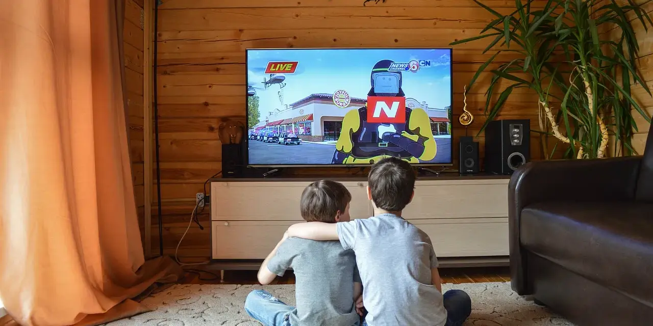 Od kiedy dziecko może oglądać bajki? Ważne zalecenia dla rodziców