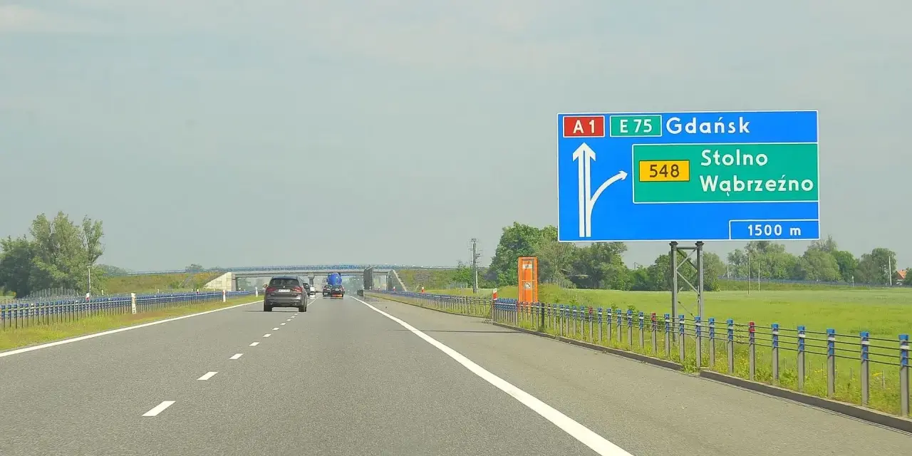 Ile kosztuje autostradą z Krakowa do Gdańska? Sprawdź wszystkie opłaty