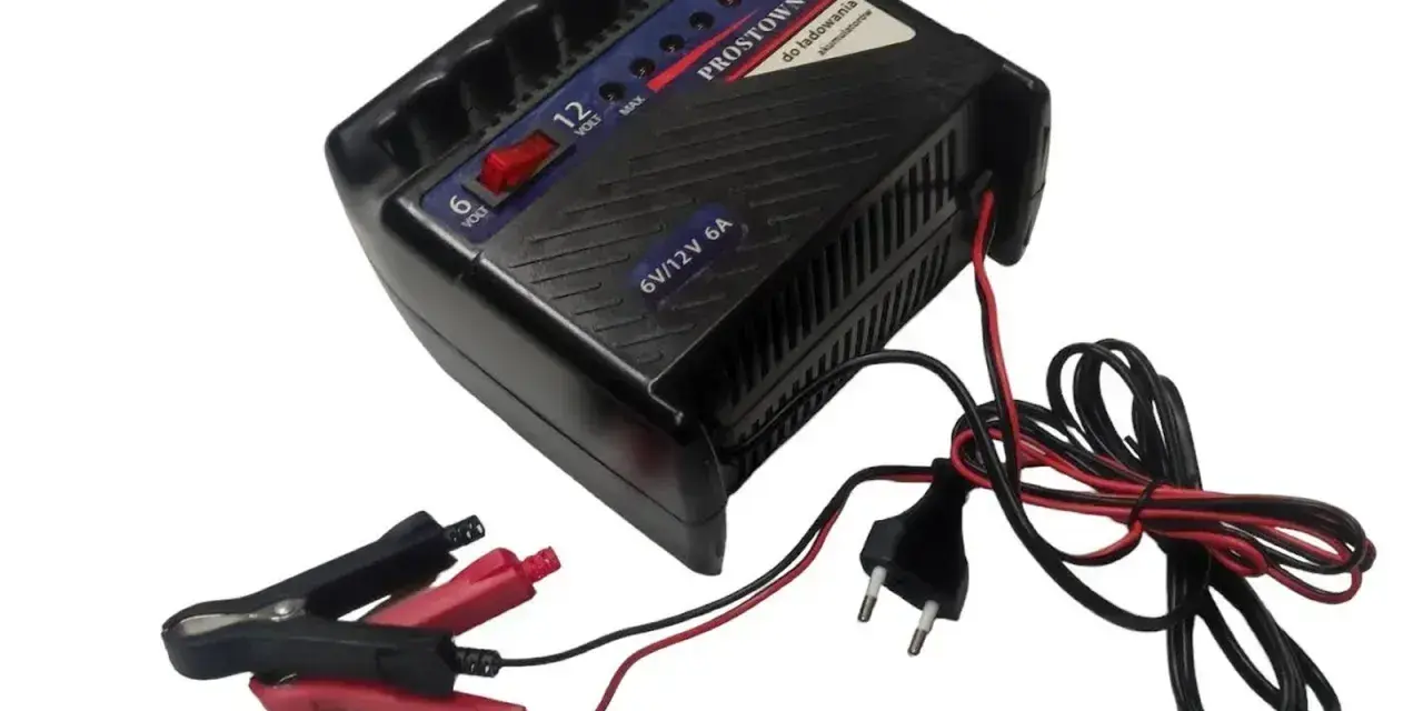Prostownik 6V/12V 6A z krokodylkami. Dowiedz się, jak długo ładować akumulator 12v, by był w pełni sprawny.