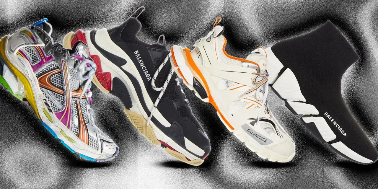 Quattro paia di sneakers Balenciaga, un'icona della moda. La loro storia è fatta di design audace e innovazione.