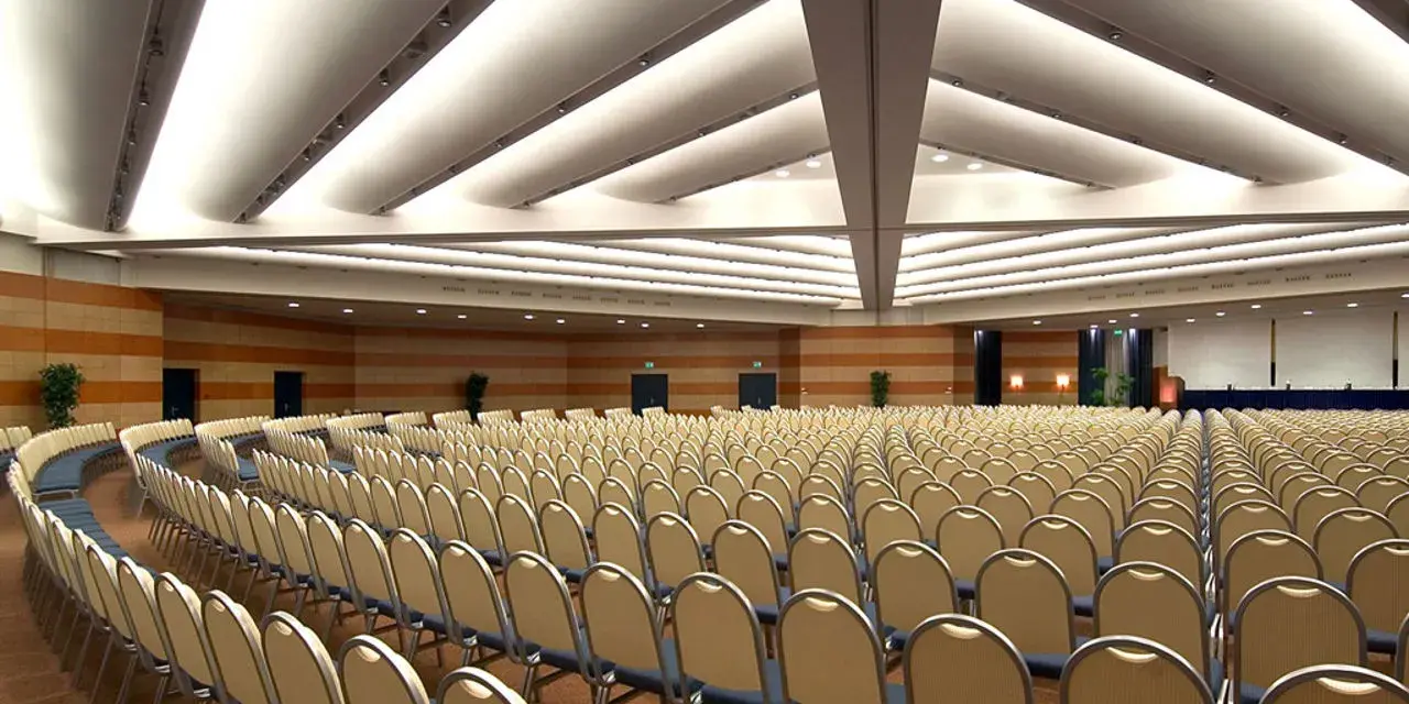Hotel Ergife Roma: 4 Stelle tra Congressi, Relax e Vicinanza al Centro