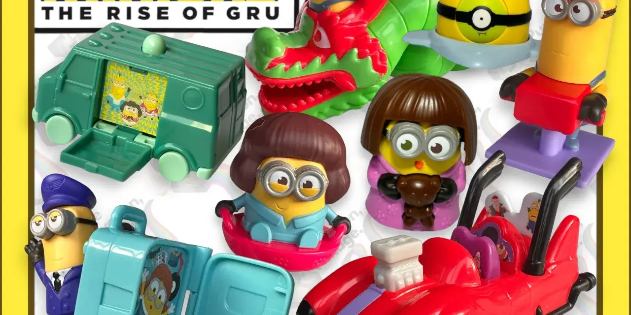 Kolekcja zabawek z filmu "Minionki: Wejście Gru". Wśród nich minionki w strojach smoka, pilota, budowlańca, a także zielony van i czerwony pojazd.