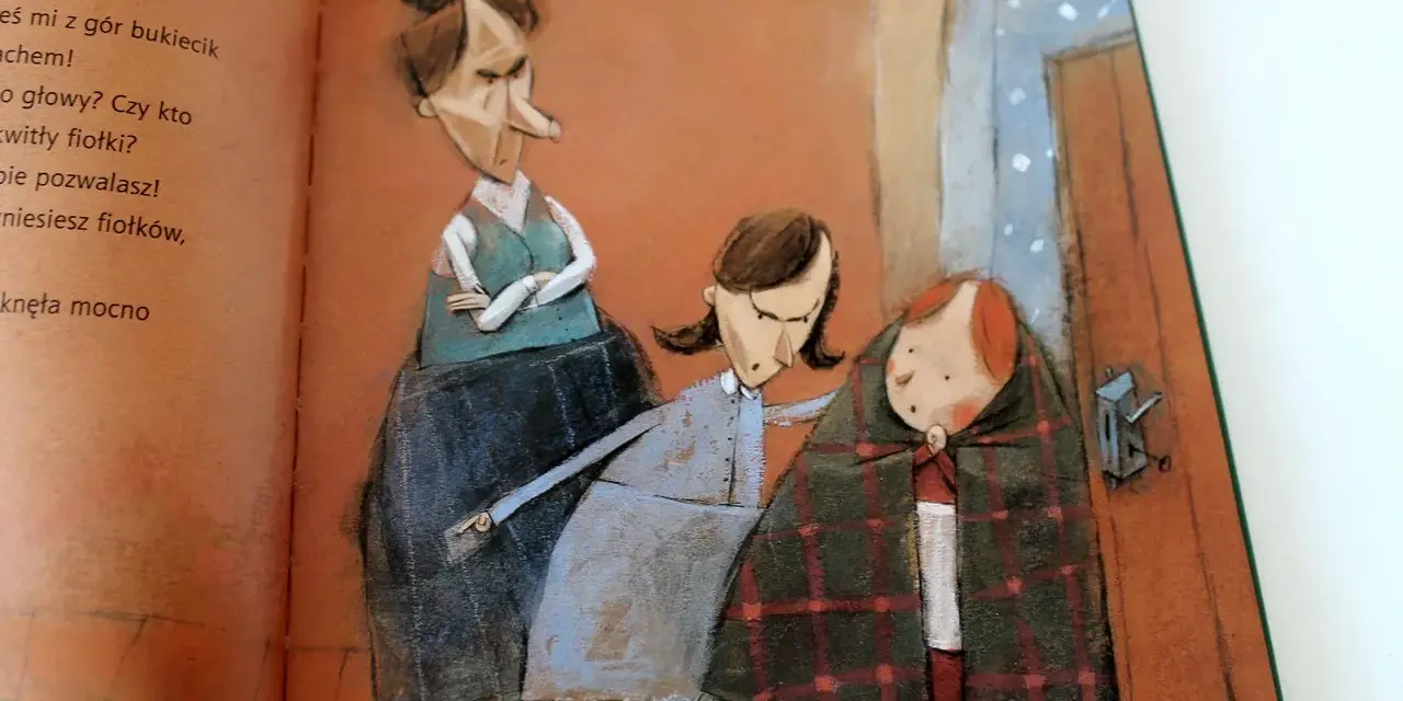 Ilustracja z porazińskiej baśni o 12 miesiącach. Zła macocha i przyrodnia siostra patrzą na dziewczynkę okrytą kocem.