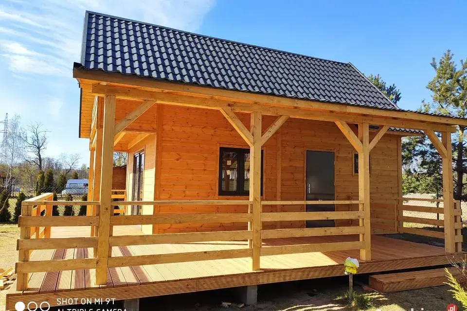 Ile potrzeba drewna na dom szkieletowy 35m2? Nie przepłacaj za materiały!