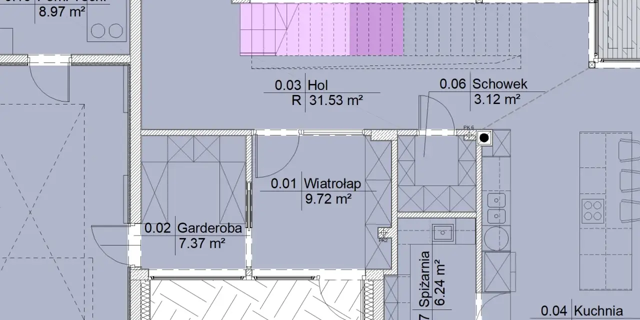 Plan piętra z zaznaczonym hollem, garderobą, spiżarnią i kuchnią. Widać też schody, co rodzi pytanie, czy schody wlicza się do powierzchni użytkowej.