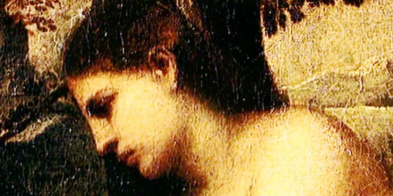 Détail du Concert champêtre titien : profil d'une femme aux cheveux sombres, baignée de lumière, dans une scène pastorale.