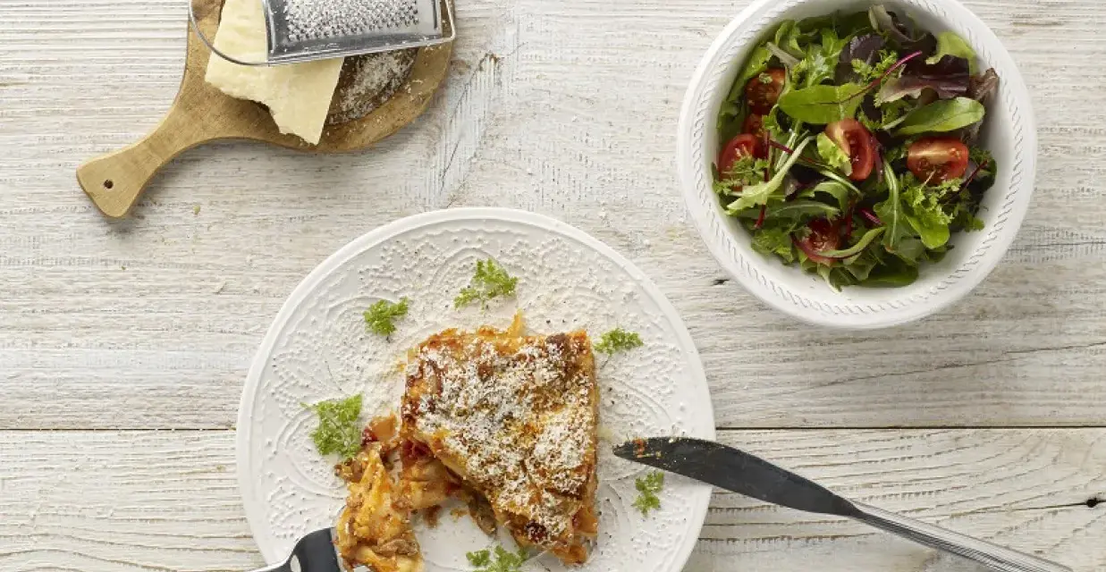Jaka sałatka do lasagne? Sekrety lekkości i idealnego balansu