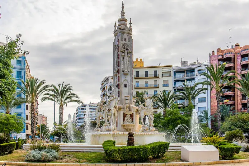Lugares fascinantes que visitar en Alicante para una experiencia inolvidable