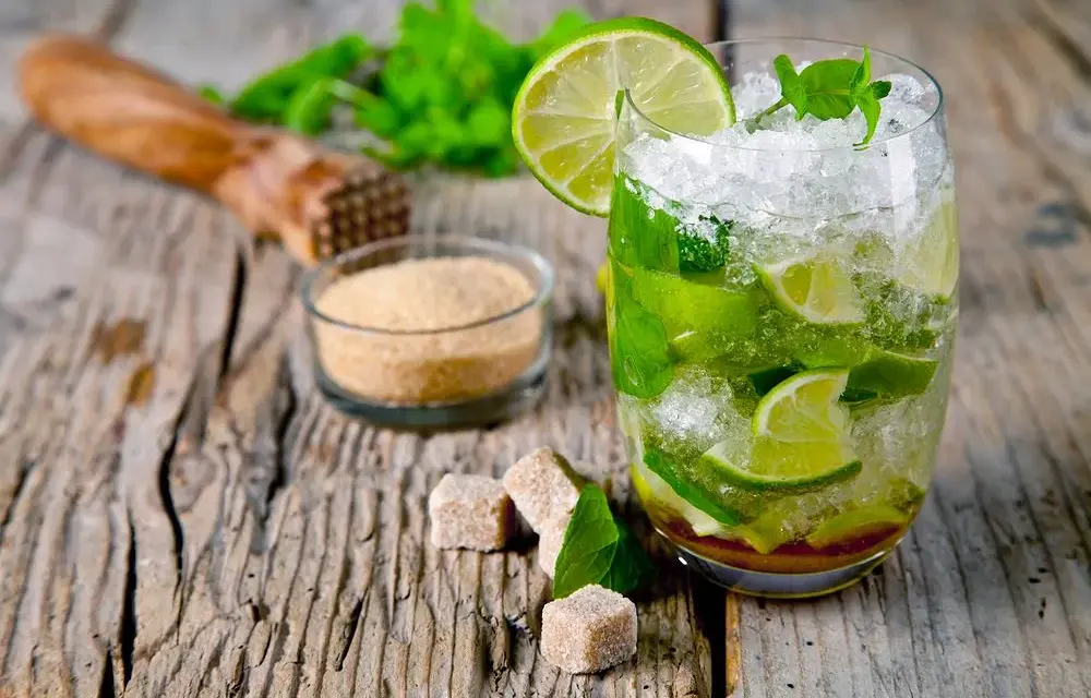 Jak zrobić Mojito? Sprawdzony przepis i triki barmanów