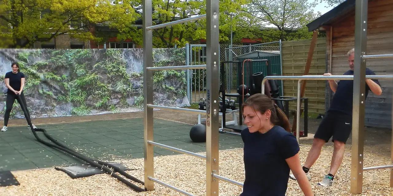 Crossfit czy kalistenika - która metoda treningowa jest lepsza dla Ciebie?