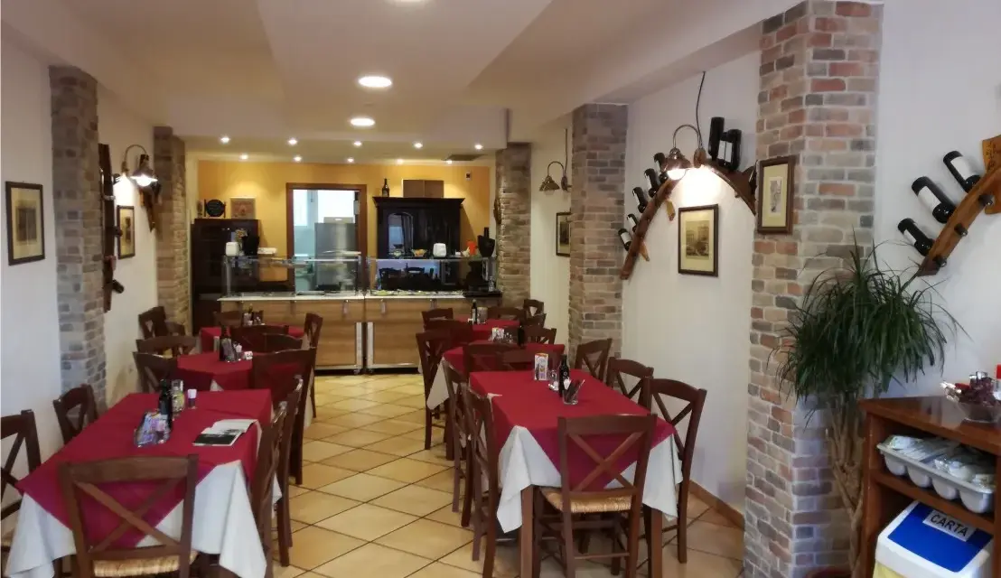 Gastronomia La Genuina Sassari: Sapori Sardi Autentici e Tradizione